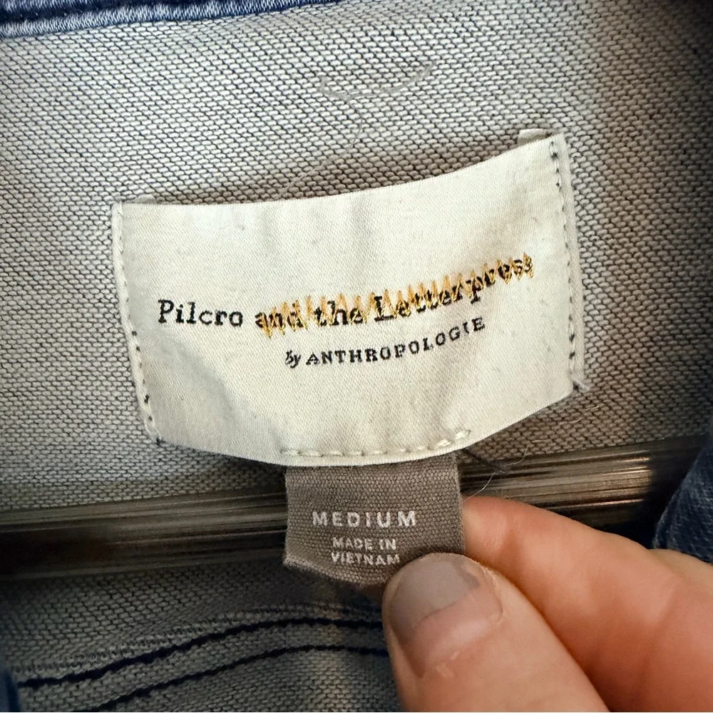 PILCRO ANTHROPOLOGIE Women’s Size M Jacket Denim Jean Trucker Style Stretch Coat